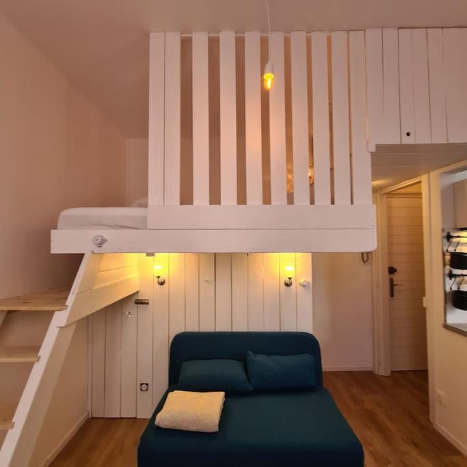 טרוביל-סור-מאר Beau Studio A 30M De La Plage / Beautiful Studio 30M From The Beach מראה חיצוני תמונה