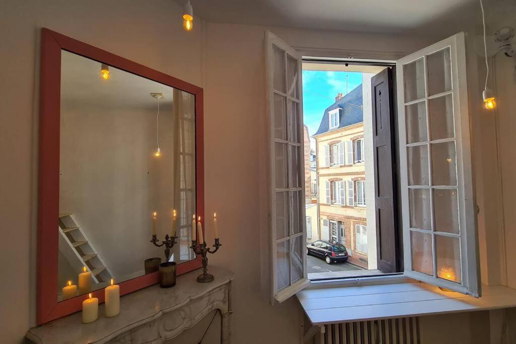 טרוביל-סור-מאר Beau Studio A 30M De La Plage / Beautiful Studio 30M From The Beach מראה חיצוני תמונה