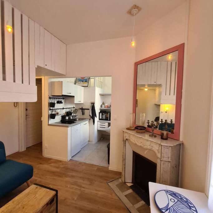 טרוביל-סור-מאר Beau Studio A 30M De La Plage / Beautiful Studio 30M From The Beach מראה חיצוני תמונה