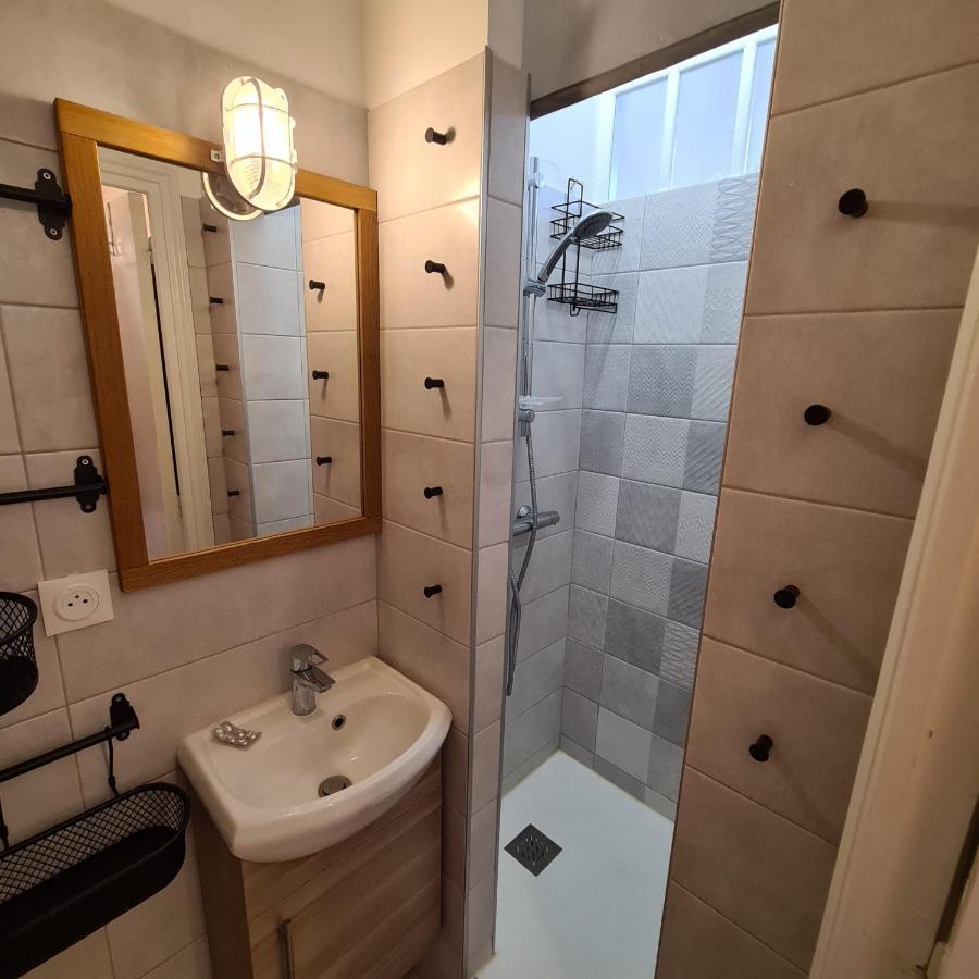 טרוביל-סור-מאר Beau Studio A 30M De La Plage / Beautiful Studio 30M From The Beach מראה חיצוני תמונה